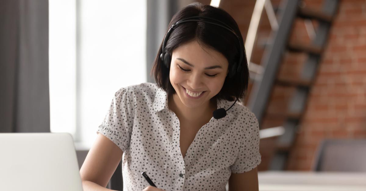 Five common contact center pain points, and how performance management software can help