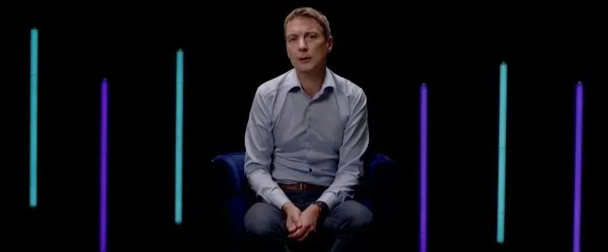 NICE’s Barry Cooper discusses the incredible pace of innovation at NiCE and how AI is being used to transform CX.