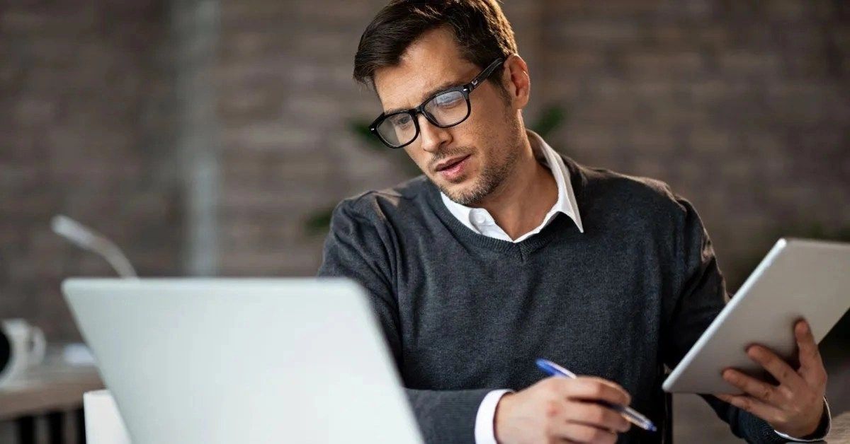 Enhancing efficiency in the back office with NICE WFM