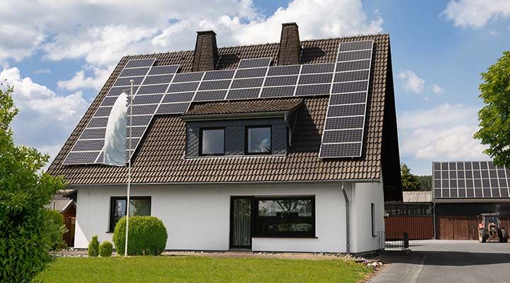 Las API de CXone Mpower ayudan a optimizar el proceso de ventas de la empresa solar.